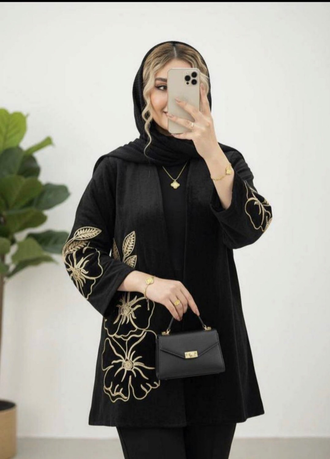 مانتو زنانه گلرخ/مخمل شانل اعلا